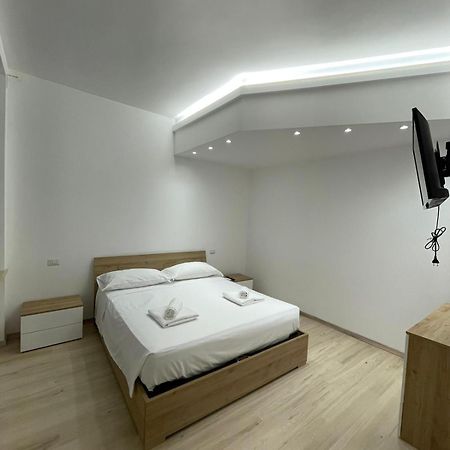 Villa Milano Apt N.4 מראה חיצוני תמונה