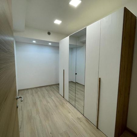 Villa Milano Apt N.4 מראה חיצוני תמונה