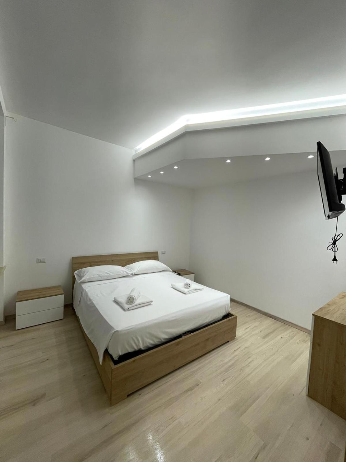 Villa Milano Apt N.4 מראה חיצוני תמונה